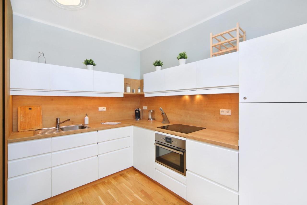 Apartment Medvedin 331/409 *