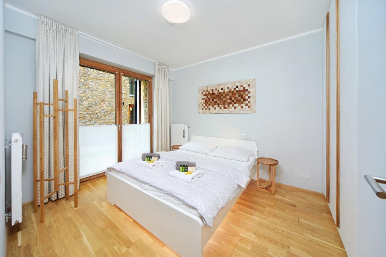 Medvedin 331/409 Apartment *
